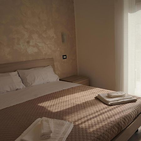 La Residenza Di Adamo Bed & Breakfast Siraküza Dış mekan fotoğraf