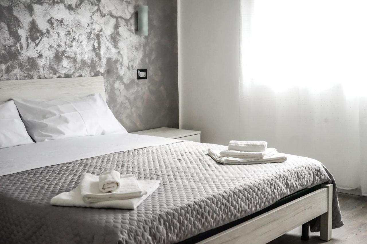 La Residenza Di Adamo Bed & Breakfast Siraküza Dış mekan fotoğraf